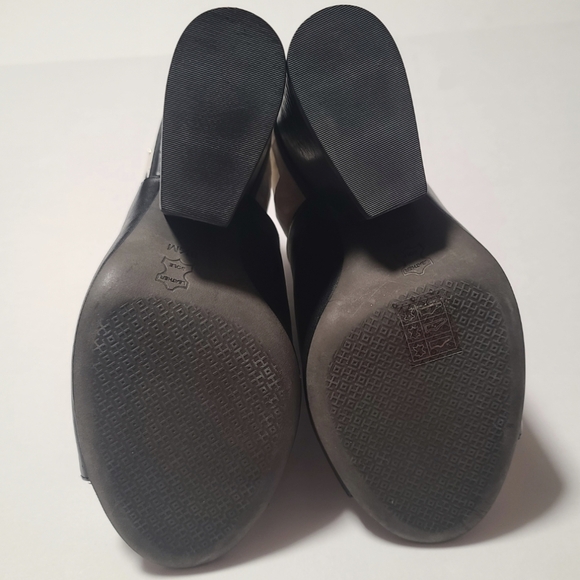 New Tory Burch Black Leather Grove Open Toe Bootie, Size 8.5M - Picture 11 of 14